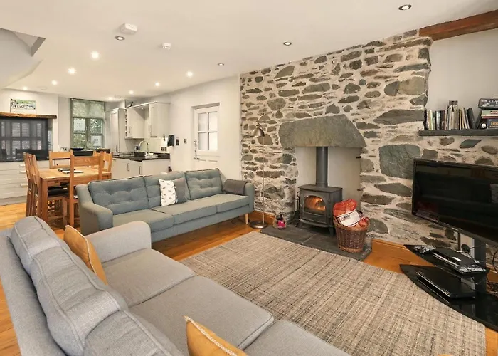 Tethera بيت للعطل